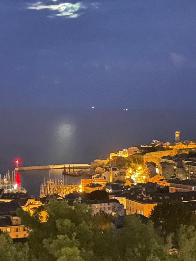 F3 Gd Standing 87 M2 Extraordinaire Vue Mer Pano Bastia  Eksteriør bilde